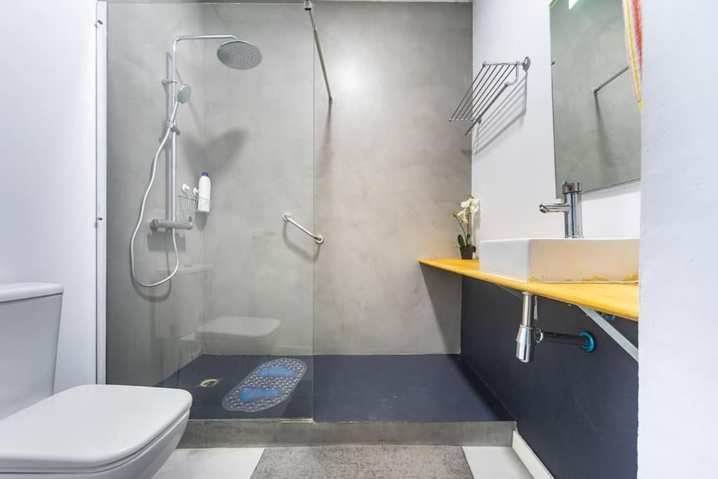 120 Sqm Loft-Style Apartment Beach Royal Marina Valencia Kültér fotó