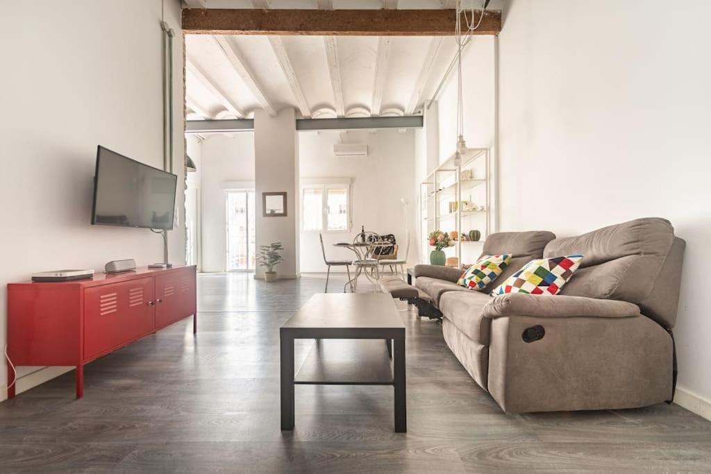 120 Sqm Loft-Style Apartment Beach Royal Marina Valencia Kültér fotó