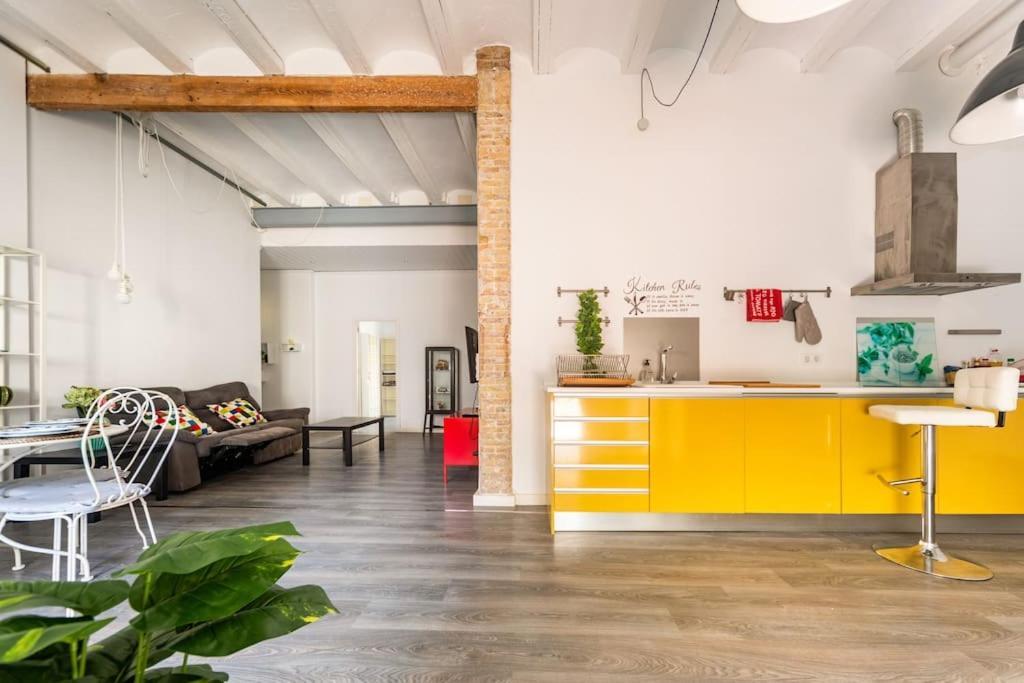 120 Sqm Loft-Style Apartment Beach Royal Marina Valencia Kültér fotó