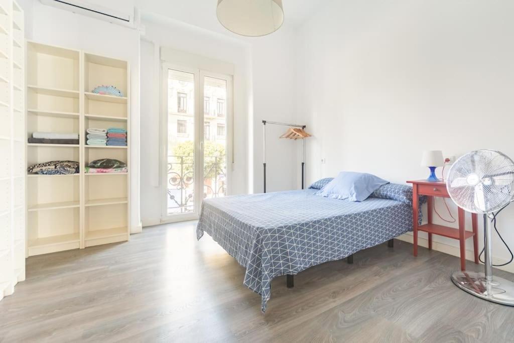 120 Sqm Loft-Style Apartment Beach Royal Marina Valencia Kültér fotó