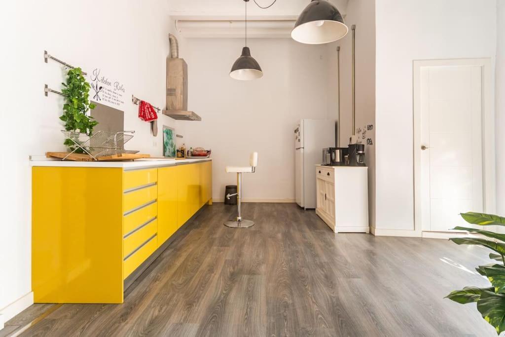 120 Sqm Loft-Style Apartment Beach Royal Marina Valencia Kültér fotó