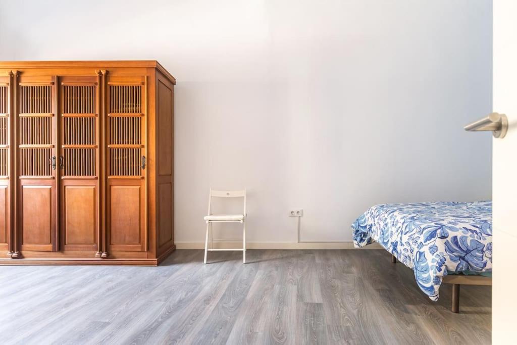 120 Sqm Loft-Style Apartment Beach Royal Marina Valencia Kültér fotó